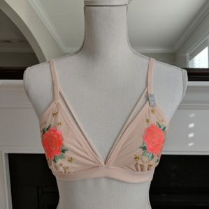 Pink bra size M